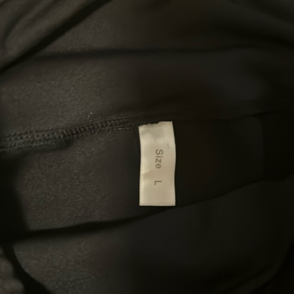 Leggings, Capri’s Style, Size L, Black & Red, EUC - Picture 2 of 4